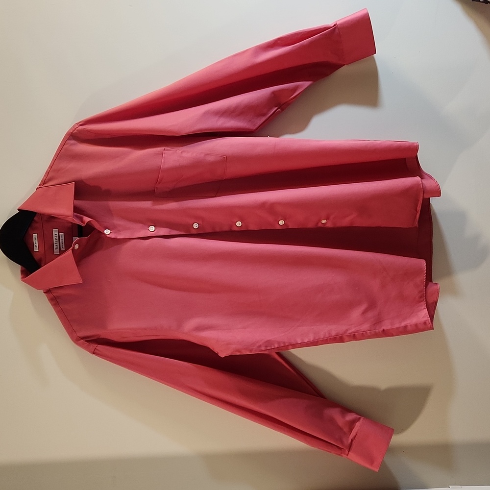 Van Heusen~ Men's Dress Shirt Size 16